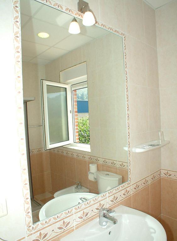 Hotel La Guindal Arriondas Room photo
