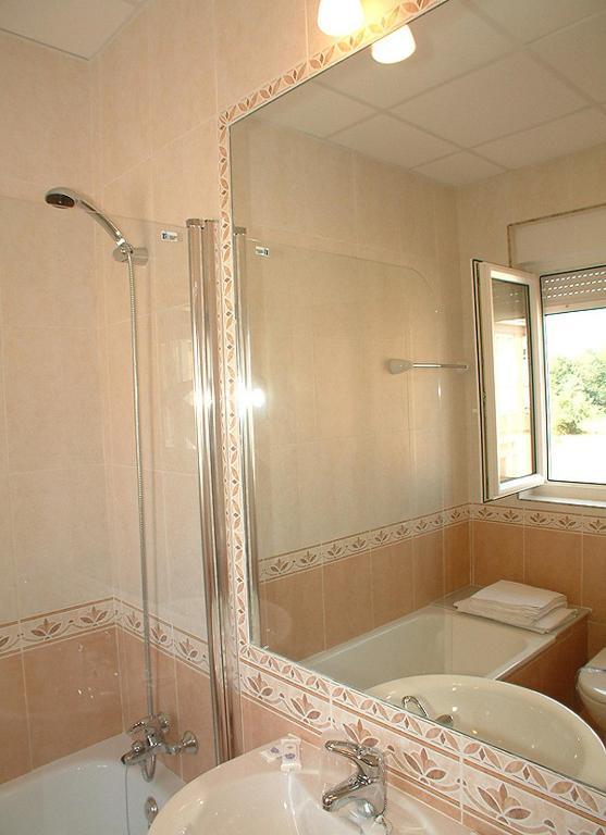 Hotel La Guindal Arriondas Room photo