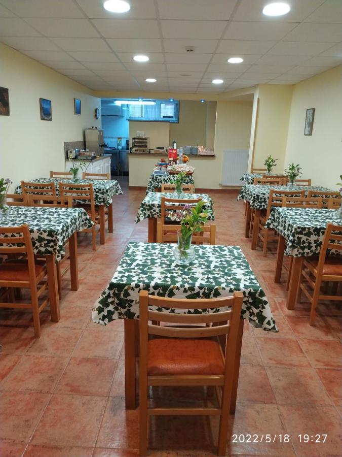 Hotel La Guindal Arriondas Exterior photo